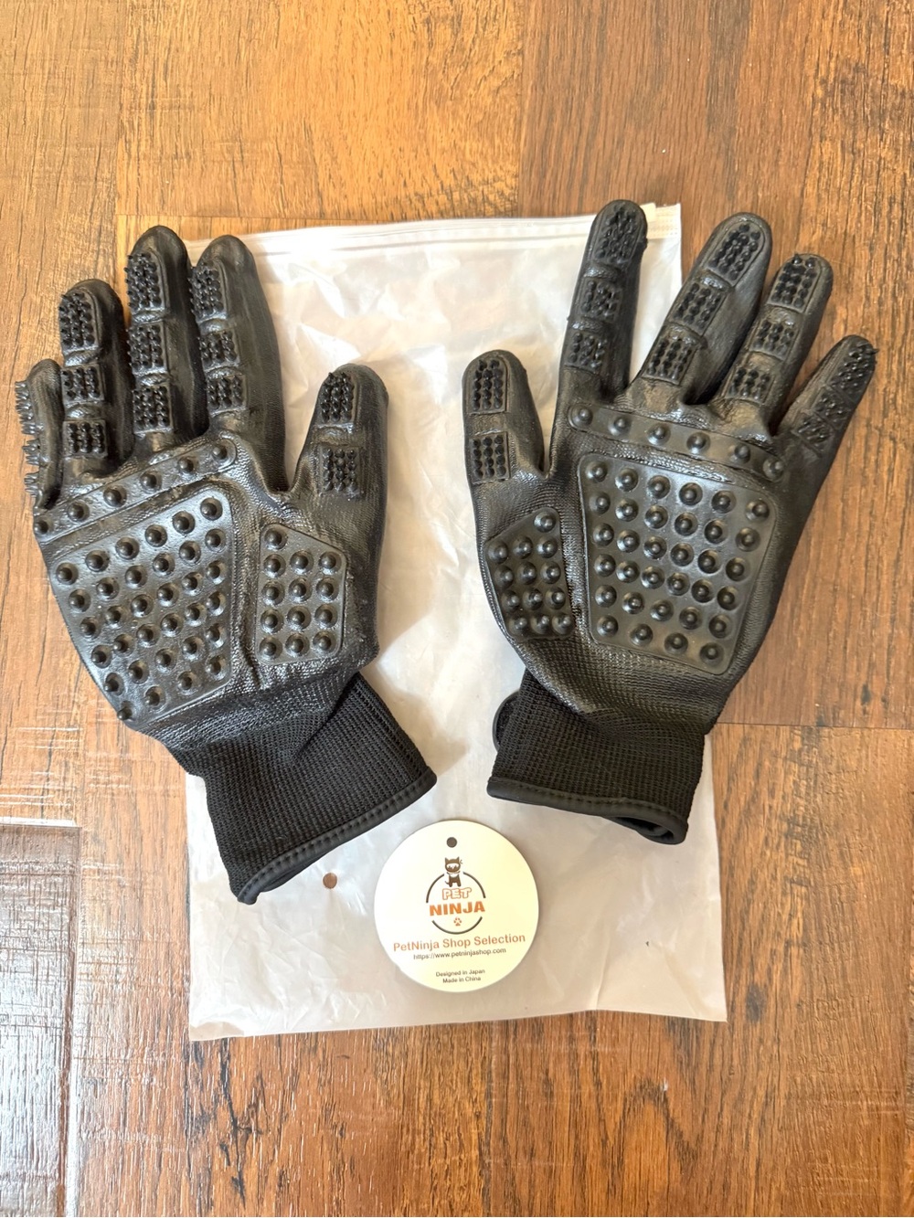 PET NINJA Anti-Shedding gloves,  NWT